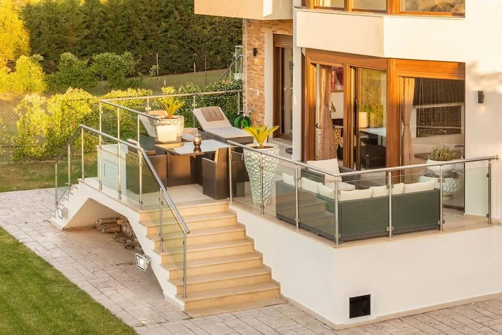 Villa Plagiari Sea View Плагиарион