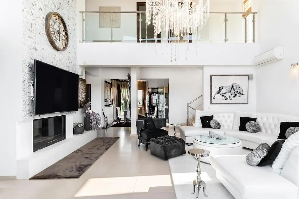 Villa Plagiari Sea View Плагиарион