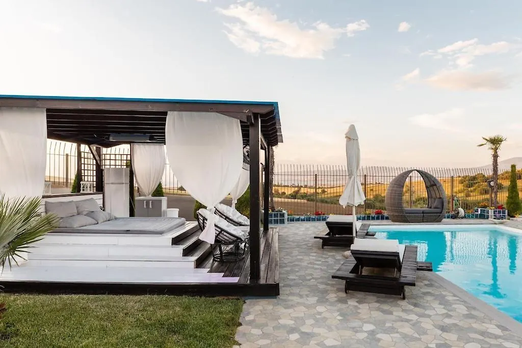 Villa Plagiari Sea View Плагиарион